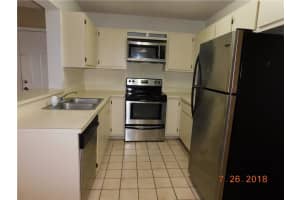 450 Palm Cir W, Pembroke Pines, FL 33025, Sold 09/13/18