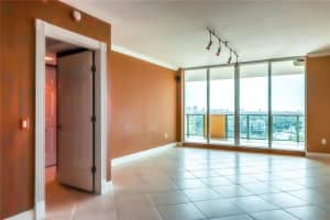 411 N New River Dr E, Fort Lauderdale, FL 33301, Sold 04/30/19