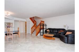 3255 NW 44th St APT 3, Oakland Park, FL 33309, Sold 07/31/18