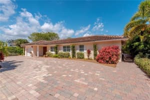 1079 NW 7th St, Boca Raton, FL 33486, Sold 08/01/18