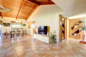 2165 Nova Village Dr, Davie, FL 33317, Sold 08/27/18