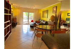 333 NW 17th Ct #105b, Fort Lauderdale, FL 33311, Sold 09/04/18