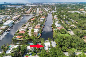 1740 NE 1st St, Fort Lauderdale, FL 33301, Sold 09/18/18
