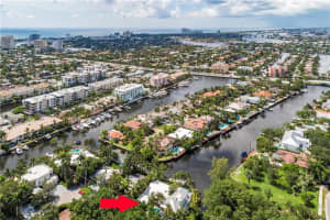 1740 NE 1st St, Fort Lauderdale, FL 33301, Sold 09/18/18