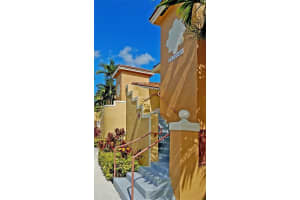 7920 NW 6th St, Pembroke Pines, FL 33024, Sold 11/09/18