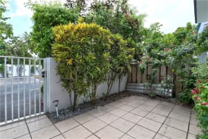 6785 SW 41st Dr, Davie, FL 33314, Sold 11/16/18