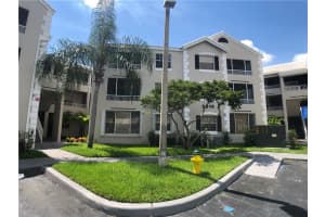 2810 N Oakland Forest Dr, Oakland Park, FL 33309, Sold 02/13/19