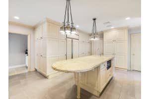 2357 NE 8th St, Fort Lauderdale, FL 33304, Sold 08/21/18