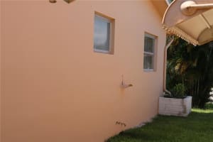 6878 NW 26th Ct, Sunrise, FL 33313, Sold 08/29/18