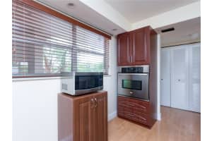 7100 Nova Dr #303a, Davie, FL 33317, Sold 08/20/18