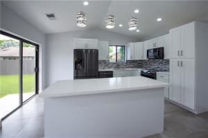 11275 NW 43rd Pl, Coral Springs, FL 33065, Sold 08/30/18