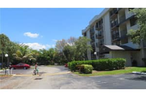 MLS# F10132043, Coral Springs, Florida 33065