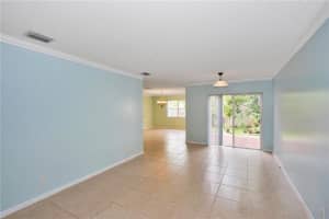 9451 NW 55th St, Sunrise, FL 33351, Sold 10/31/18