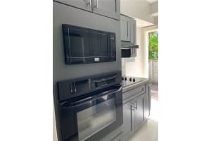 10002 E Bay Harbor Dr, Bay Harbor Islands, FL 33154, Sold 12/18/19