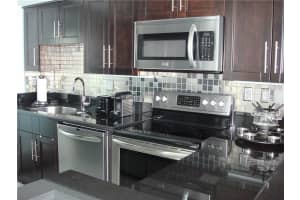 333 NE 21st Ave, Deerfield Beach, FL 33441, Sold 08/03/18