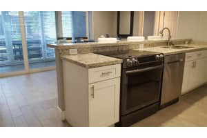 5328 NE 6th Ave #13h, Fort Lauderdale, FL 33334, Sold 09/25/18