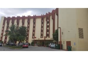 9686 Fontainebleau Blvd, Miami, FL 33172, Sold 09/21/18