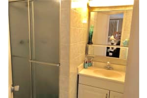 5300 NE 24th Terrace #525c, Fort Lauderdale, FL 33308, Sold 08/22/18