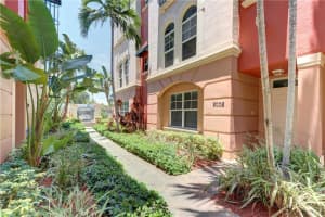 1033 NE 17th Way, Fort Lauderdale, FL 33304, Sold 09/18/18
