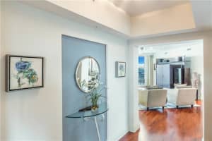 411 N New River Dr E, Fort Lauderdale, FL 33301, Sold 06/04/19