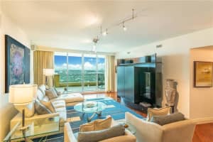 411 N New River Dr E, Fort Lauderdale, FL 33301, Sold 06/04/19