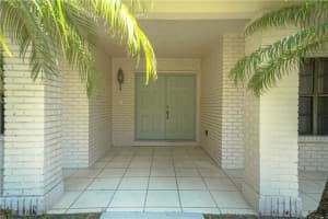 20271 NW 3rd St, Pembroke Pines, FL 33029, Sold 09/05/18