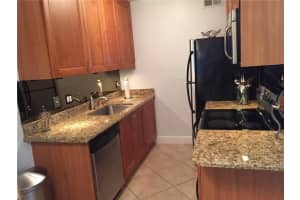 1460 NE 18th St, Fort Lauderdale, FL 33305, Sold 11/09/18