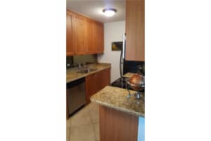 1460 NE 18th St, Fort Lauderdale, FL 33305, Sold 11/09/18