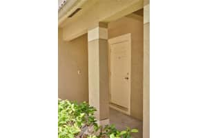 8516 E Southgate Shores Cir, Tamarac, FL 33321, Sold 10/09/18