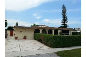 351 NW 37th St, Pompano Beach, FL 33064, Sold 10/05/18