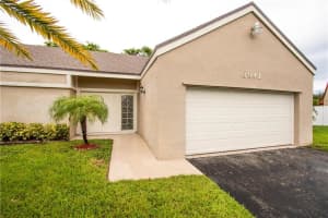 8941 Azalea Cir, Miramar, FL 33025, Sold 08/31/18