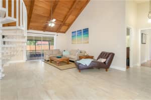 8941 Azalea Cir, Miramar, FL 33025, Sold 08/31/18