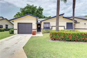 23 Ridge Pointe Dr, Boynton Beach, FL 33435, Sold 10/01/18