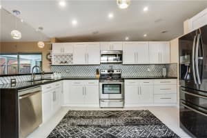 4317 NW 103rd Ave, Sunrise, FL 33351, Sold 10/09/18