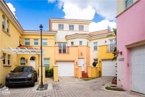18460 NE 30th Pl, Aventura, FL 33160, Sold 01/22/19