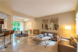18460 NE 30th Pl, Aventura, FL 33160, Sold 01/22/19