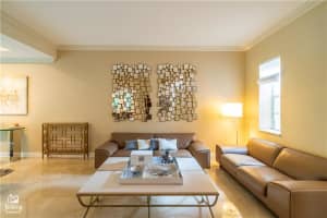 18460 NE 30th Pl, Aventura, FL 33160, Sold 01/22/19