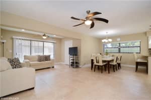 2 Pleasant Hill Ln, Tamarac, FL 33319, Sold 09/25/18