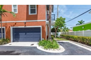 2211 NE 9th Ave, Wilton Manors, FL 33305, Sold 11/01/18