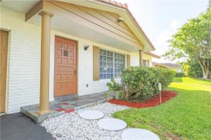 11430 NW 37th St, Coral Springs, FL 33065, Sold 10/26/18