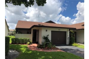 9032 NW 60th St, Tamarac, FL 33321, Sold 09/27/18