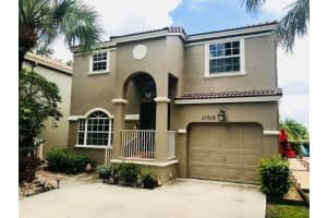 11712 SW 1st St, Coral Springs, FL 33071, Sold 10/12/18