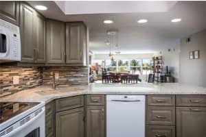 3121 NE 51st St, Fort Lauderdale, FL 33308, Sold 08/31/18