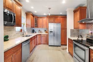 2505 Bay Dr, Pompano Beach, FL 33062, Sold 12/28/18