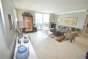 336 N Birch Rd PH-A, Fort Lauderdale, FL 33304, Sold 09/28/18