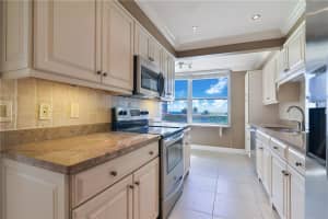 4300 N Ocean Blvd #2d, Fort Lauderdale, FL 33308, Sold 07/30/19