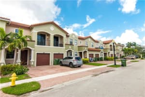 724 NE 35th Ave, Homestead, FL 33033, Sold 11/09/18