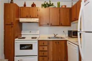4021 N University Dr #104, Sunrise, FL 33351, Sold 10/17/18