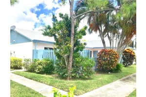 703 Timberlane Cir, Greenacres, FL 33463, Sold 11/02/18