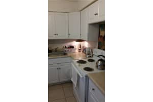 2800 NE 203rd St, Miami, FL 33180, Sold 04/30/19